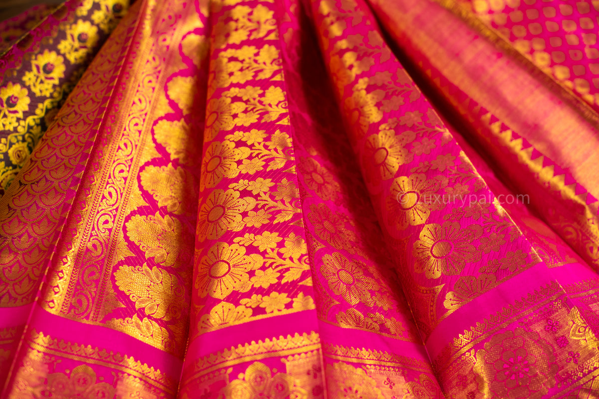 Dazzling Iridescent Kanchipuram Pure Pattu (Silk) Handloom Kai Korvai Bridal Wedding Saree