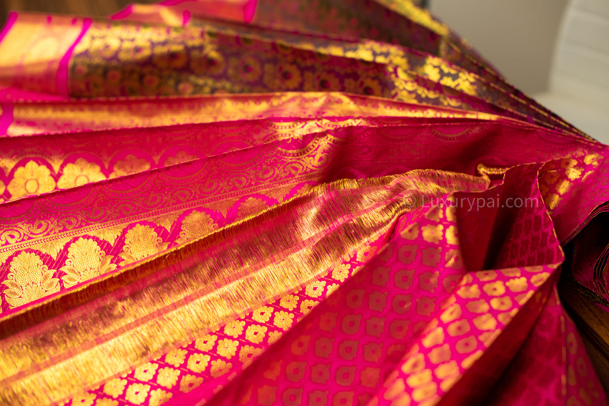 Dazzling Iridescent Kanchipuram Pure Pattu (Silk) Handloom Kai Korvai Bridal Wedding Saree