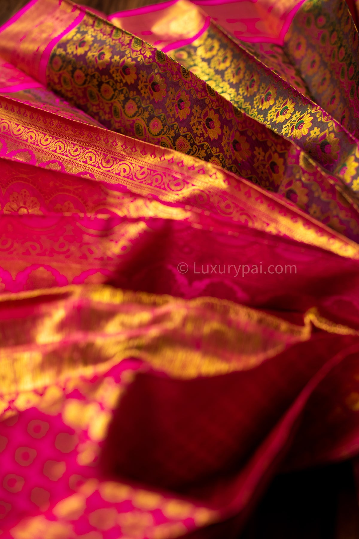 Iridescent Kanchipuram Pure Silk Handloom Bridal Wedding Saree