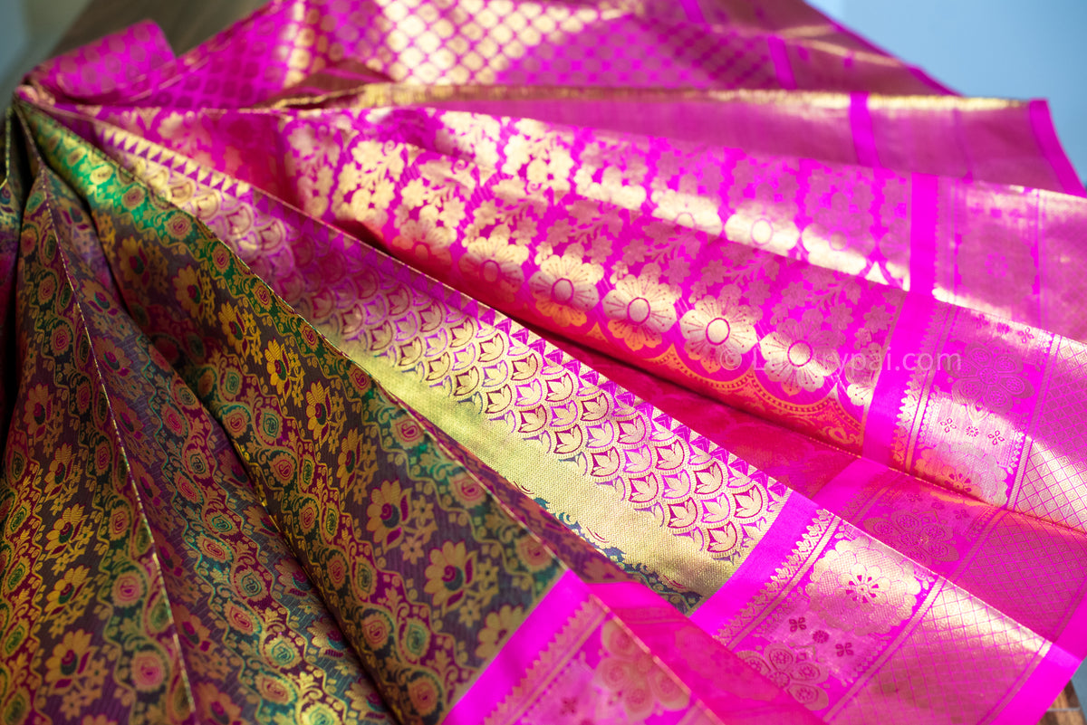 Iridescent Kanchipuram Pure Silk Handloom Bridal Wedding Saree