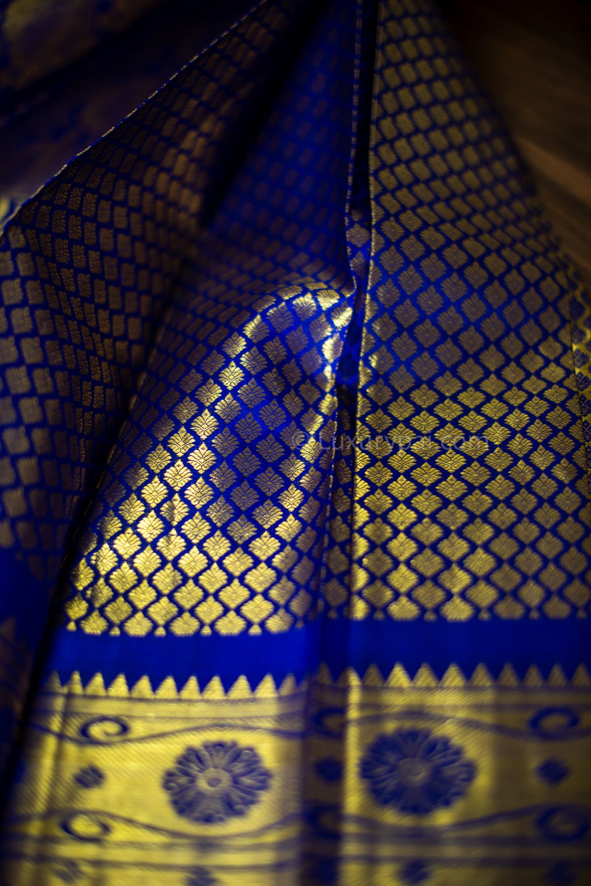 Elegant Violet Kanchipuram Pure Pattu (Silk) Handloom Kai Korvai Bridal Wedding Saree