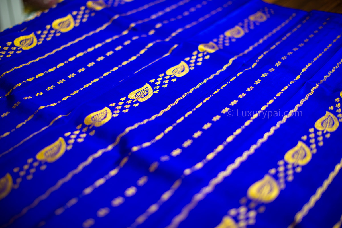 Stunning Violet Kanchipuram Pattu Saree with Big Leaves, Clubs butta and Double Side Chain Design