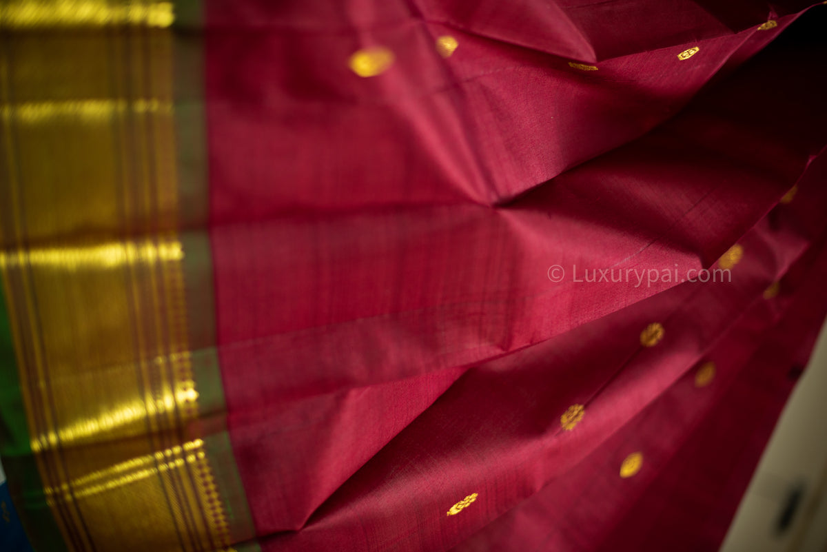 Gorgeous Rakita Rakita Kanchipuram Pattu Saree in Maroon with Butta Design