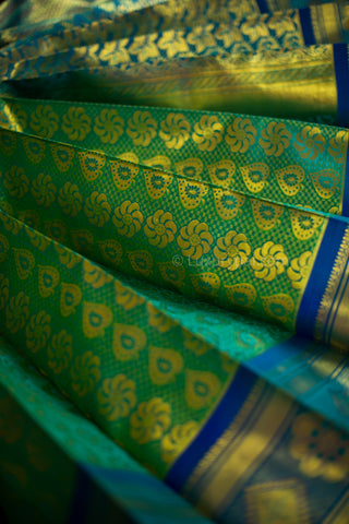 Lavender Handwoven Kanchipuram Korvai Silk Saree With Marigold Motifs