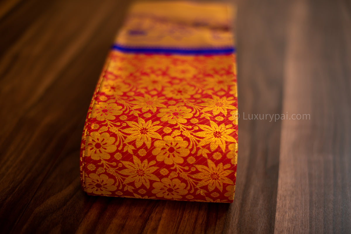 Gorgeous Tomato Red Kanchipuram Pattu Saree with Floral Design - A Must-Have for Any Bride or Woman Looking for a Luxurious and Elegant Piece