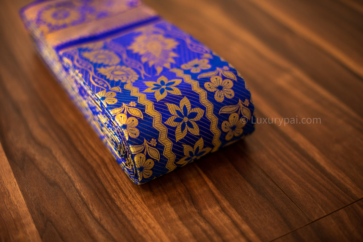 Stunning Violet Kanchipuram Pattu Saree with Floral and Chain Design - A Luxurious and Elegant Piece for Any Occasion