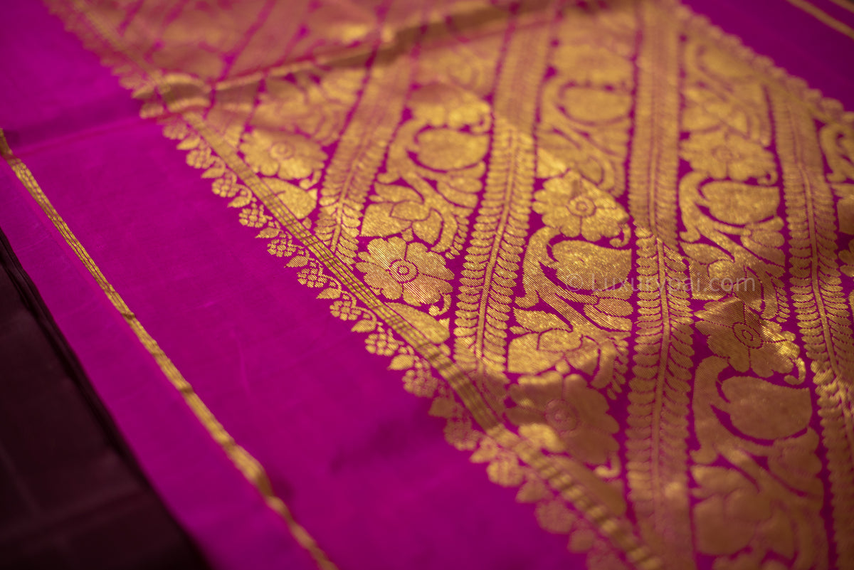 Elegant Kanchipuram Silk Saree in Rich Chocolate Brown with Exquisite Butta Work - Traditional Kai Korvai Weaving with Delicate Cotton Candy Pink Border
