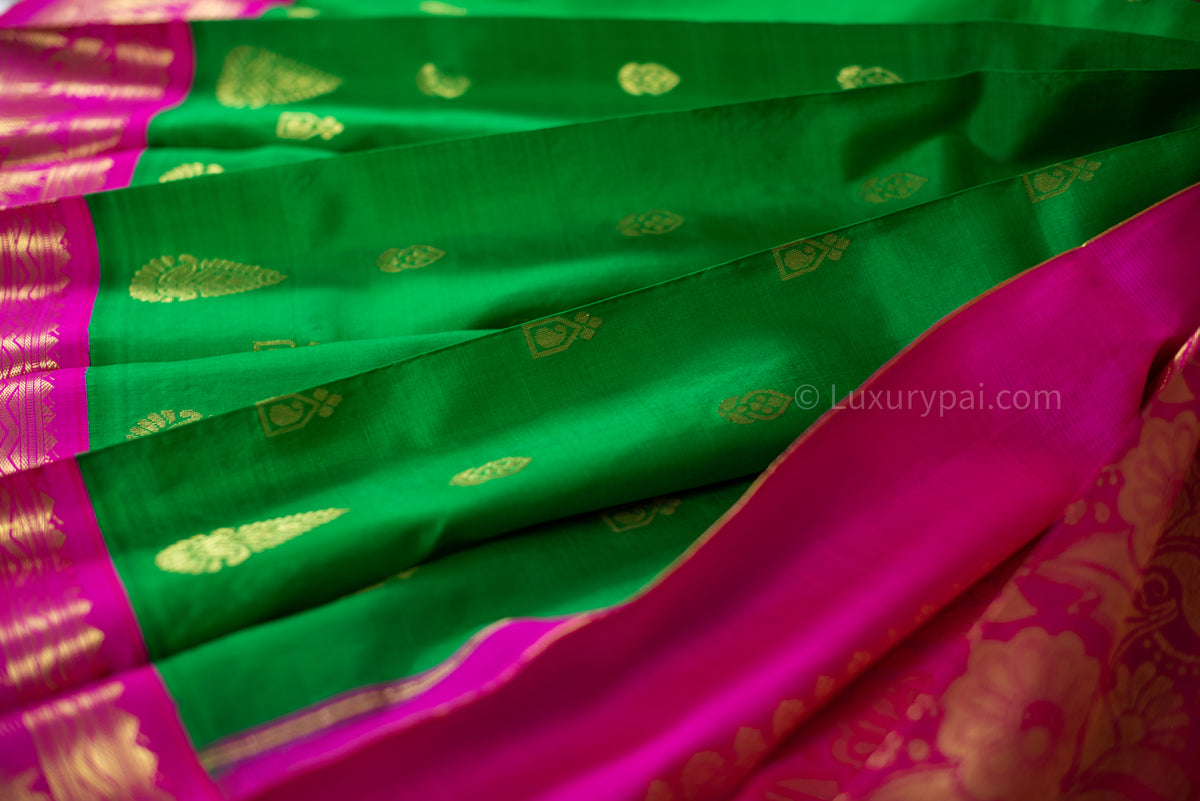 Sophisticated Kanchipuram Silk Saree in Vibrant Parrot Green with Intricate Gana Butta Work - Artisanal Handloom Kai Korvai Weave with Delicate Rose Border